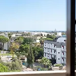 Cosy 3bdr Flat Near By Lovelystay Faro