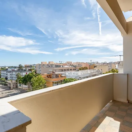 아파트 Cosy 3bdr Flat Near By Lovelystay